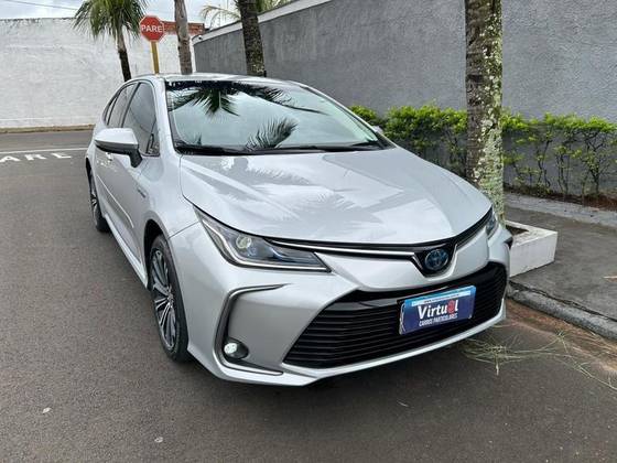 TOYOTA COROLLA 1.8 VVT-I HYBRID FLEX ALTIS PREMIUM CVT TOYOTA COROLLA 1.8 VVT-I HYBRID FLEX ALTIS PREMIUM CVT
